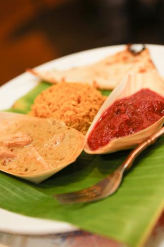 Maharajas - Kawana Tourism 1