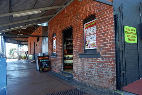 Grand Hotel - Kawana Tourism 1