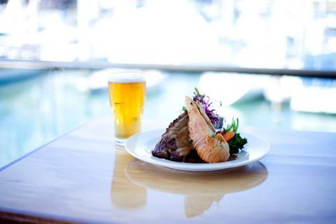 Townsville Yacht Club - Kawana Tourism 1