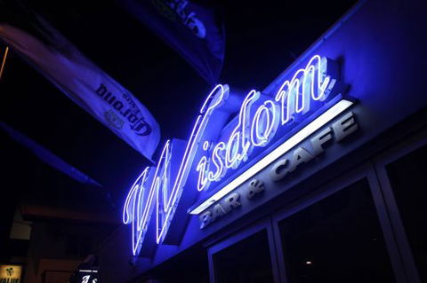 Wisdom Bar & Cafe - Kawana Tourism 3