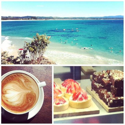 The Pass Cafe - Kawana Tourism 4