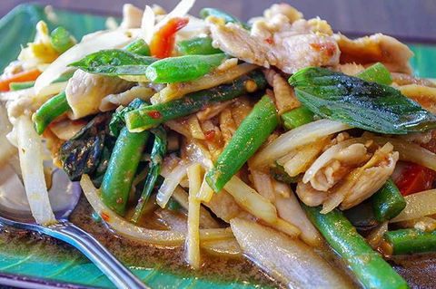 Khot Thai Restaurant - Kawana Tourism 3