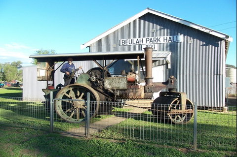 Eulah Creek Antique And Machinery Day - Kawana Tourism 0