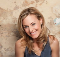 Rachael Beck - Concert for the Cancer Centre - Kawana Tourism