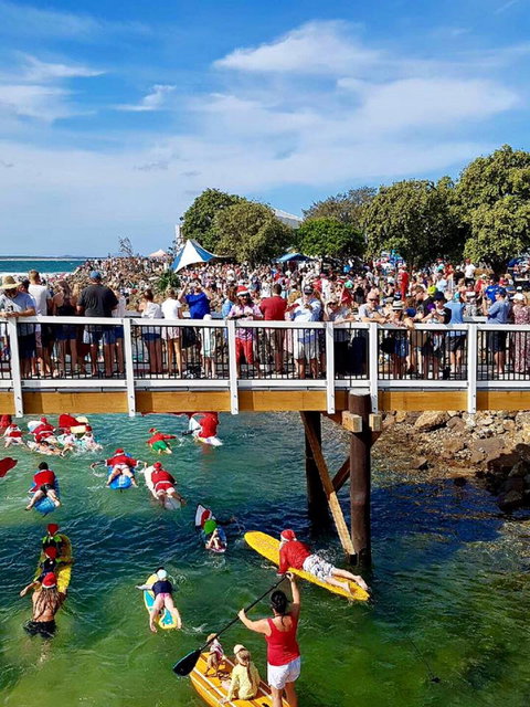 The Crescent Head Santa Surf - Kawana Tourism 0