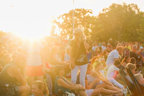 Food N Groove Fridays - Kawana Tourism 2