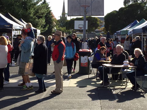 South Geelong Farmers Market - Kawana Tourism 1