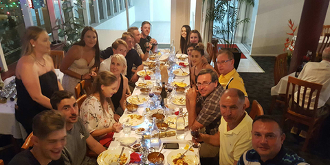 Taj Tandoori Indian Restaurant - Kawana Tourism 1