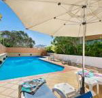 Santorini Twin Waters - Kawana Tourism