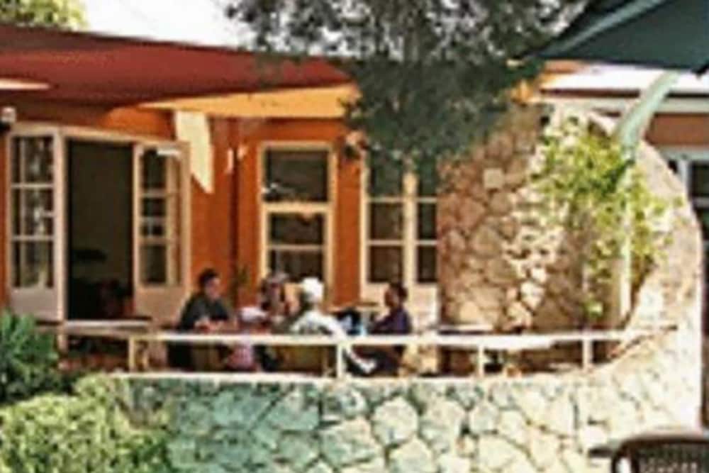  Kawana Tourism