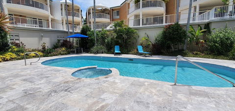 Macquarie Lodge Apartments - Kawana Tourism 3