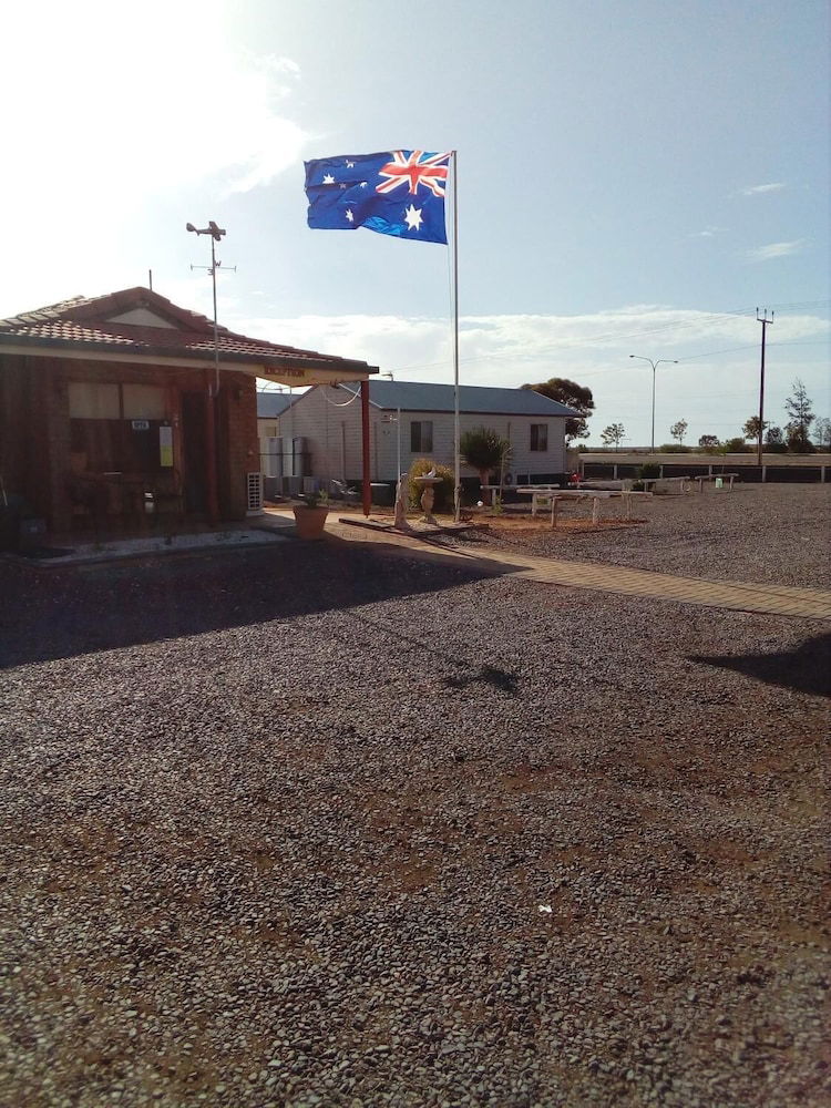  Kawana Tourism