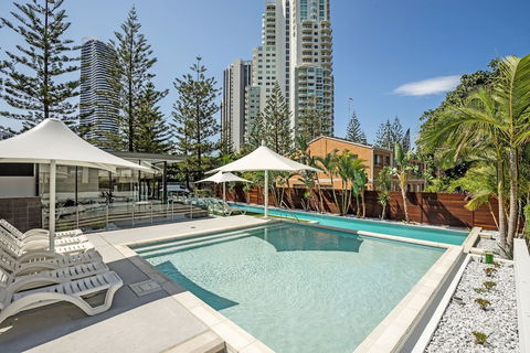 Ultra Broadbeach - Kawana Tourism 1