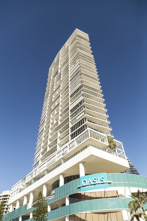 ULTIQA Air On Broadbeach - Kawana Tourism 0