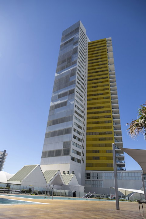 ULTIQA Air On Broadbeach - Kawana Tourism 2