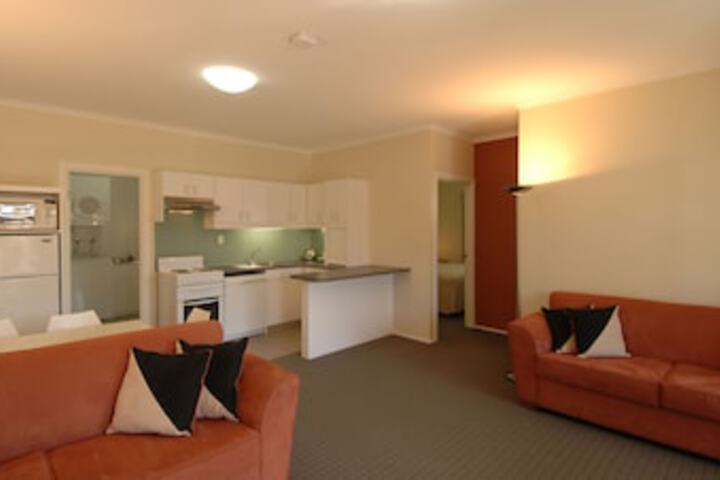  Kawana Tourism