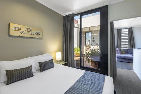 Riverside Apartments Melbourne - Kawana Tourism 6