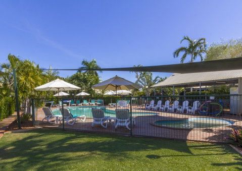 Broome Beach Resort - Kawana Tourism 4