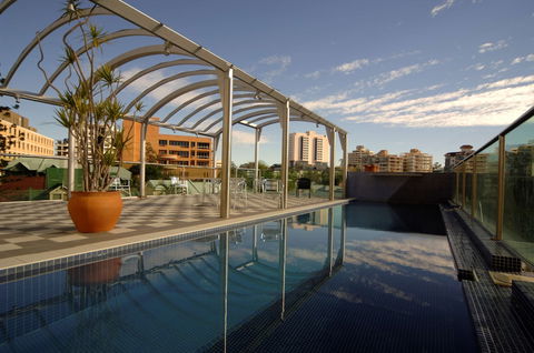 Best Western Astor Metropole Hotel & Apartments - Kawana Tourism 1