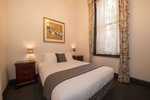 Vue Grand - Kawana Tourism 5