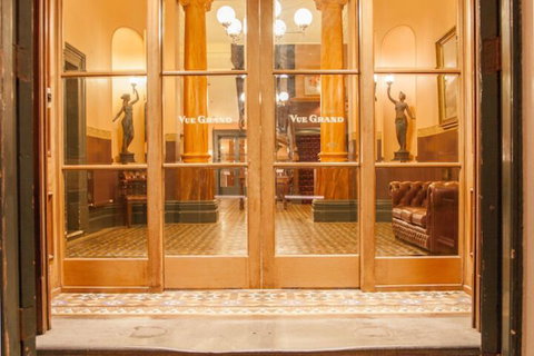 Vue Grand - Kawana Tourism 3