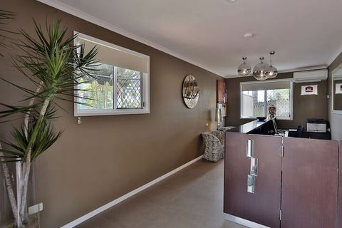 Best Western Kimba Lodge - Kawana Tourism 3