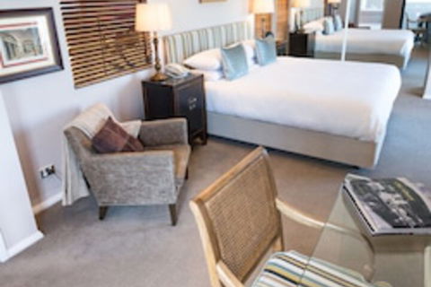 The Beach House At Bayside - Kawana Tourism 0