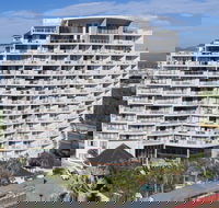 Broadbeach Savannah Hotel  Resort - Kawana Tourism