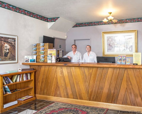 Echo Point Discovery Motel - Kawana Tourism 0