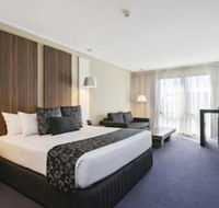 Quality Hotel Taylors Lakes - Kawana Tourism