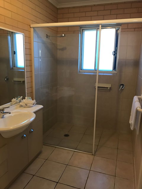 Albury Georgian Motel & Suites - Kawana Tourism 6
