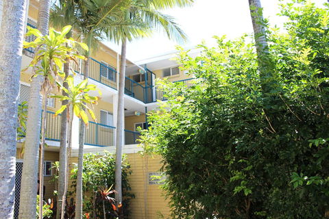 Broadwater Keys - Kawana Tourism 4