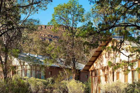 Wilpena Pound Resort - Kawana Tourism 1