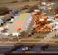 Tamworth Motor Inn  Cabins - Kawana Tourism