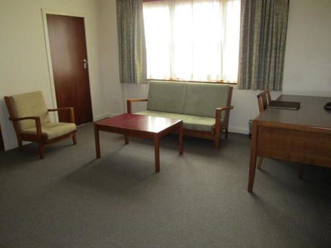 ANU University House Hotel - Kawana Tourism 4