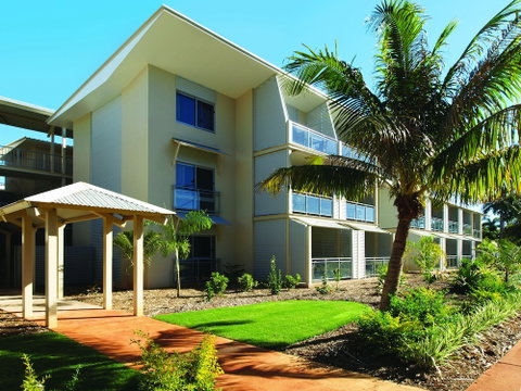 Oaks Broome Hotel - Kawana Tourism 1