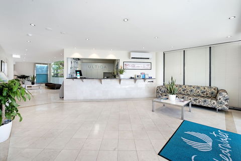 ULTIQA Shearwater Resort - Kawana Tourism 6