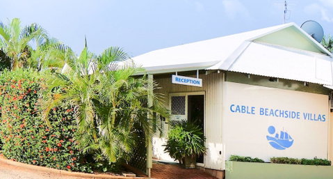 Cable Beachside Villas - Kawana Tourism 0
