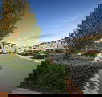 Quest Sanctuary Lakes - Kawana Tourism