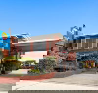 Comfort Inn The International - Kawana Tourism