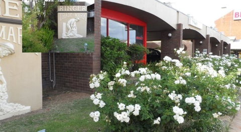 Bidgee Motor Inn - Kawana Tourism 0