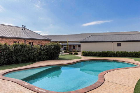 Mercure Wagga Wagga - Kawana Tourism 4