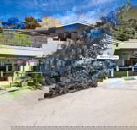 Lorne Bay View Motel - Kawana Tourism