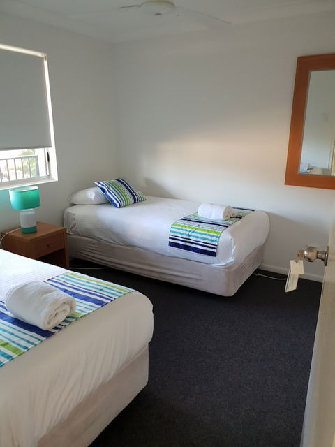 Arlia Sands Apartments - Kawana Tourism 3