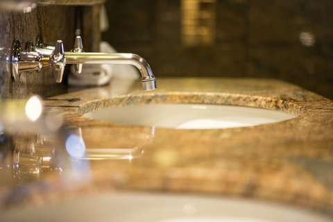 Country Club Tasmania - Kawana Tourism 4