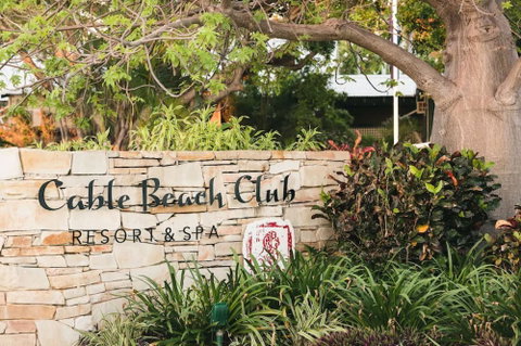 Cable Beach Club Resort & Spa - Kawana Tourism 0