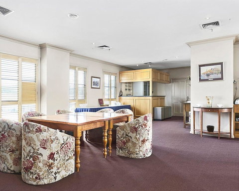 Quality Inn Colonial - Kawana Tourism 6