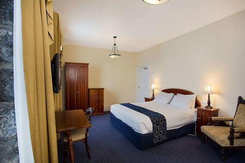 Quality Hotel Bentinck - Kawana Tourism 5