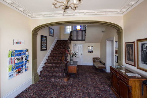 Quality Hotel Bentinck - Kawana Tourism 4