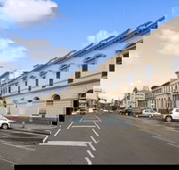 Quality Inn Heritage On Lydiard - Kawana Tourism